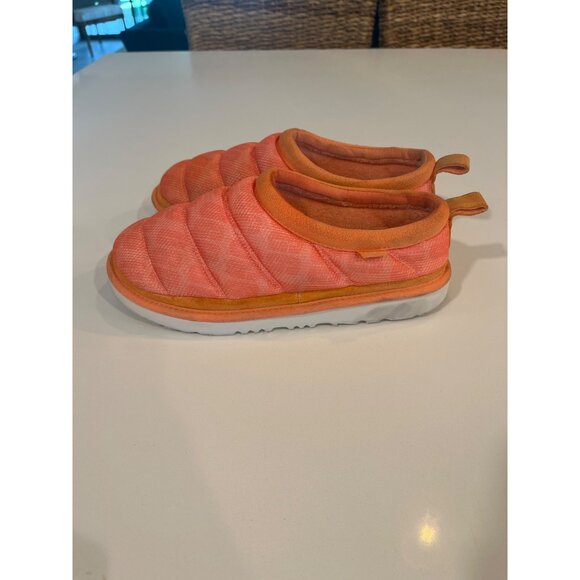 Ugg Slip Ons Sz 5 Orange - Picture 6 of 10